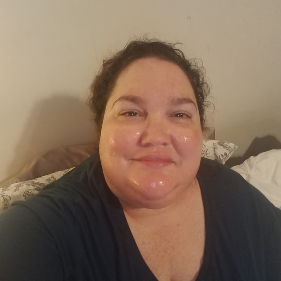 Meet your Posher, Christina - Picture 1 of 1